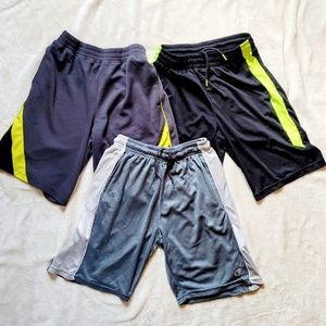 3 for $10! Lot of Boys Athletic Shorts size 10-12